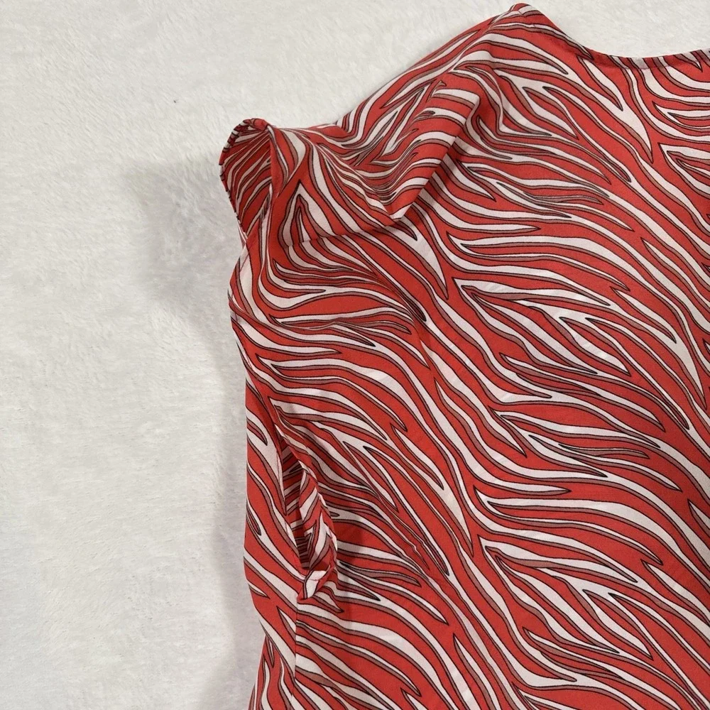 Michael Michael Kors Women's Short Sleeve Flowy Pink Pattern‎ Blouse Large